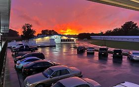 Motel Boutique By Wolf Inn